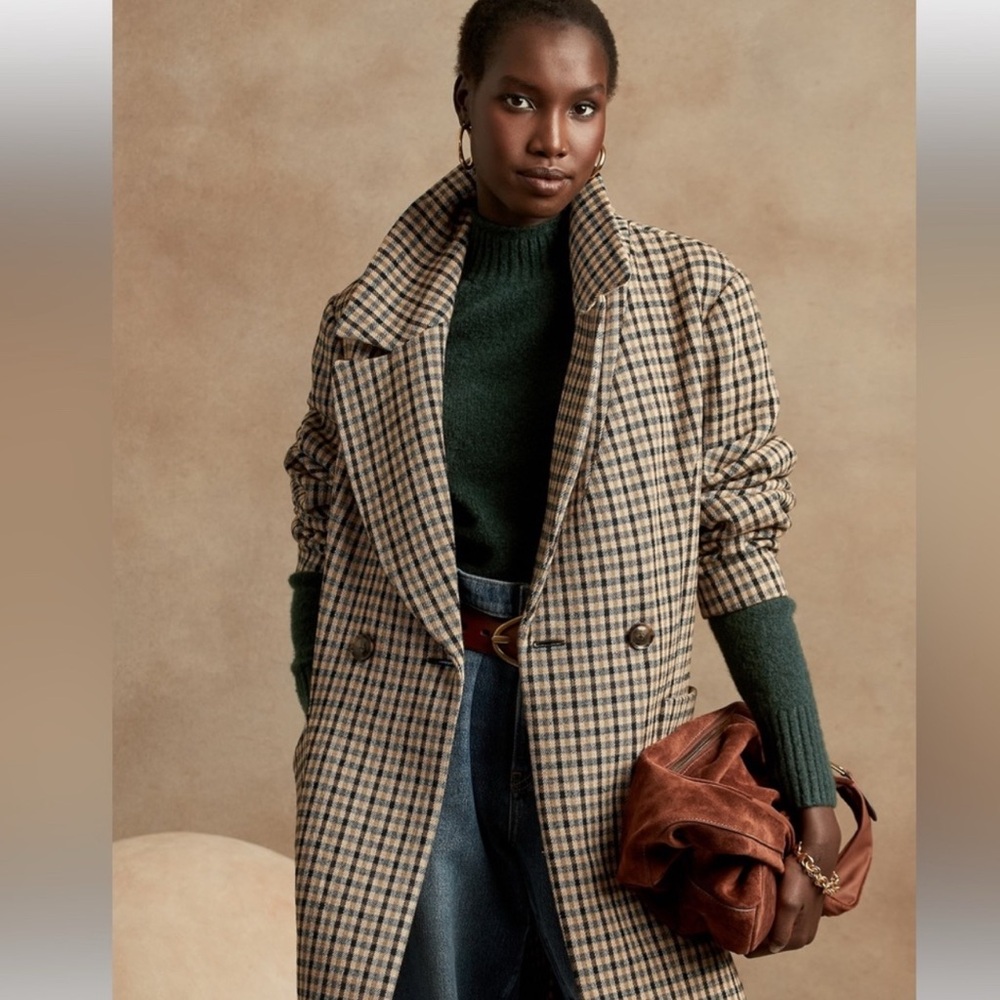 Banana Republic Black and Cream Plaid Blazer